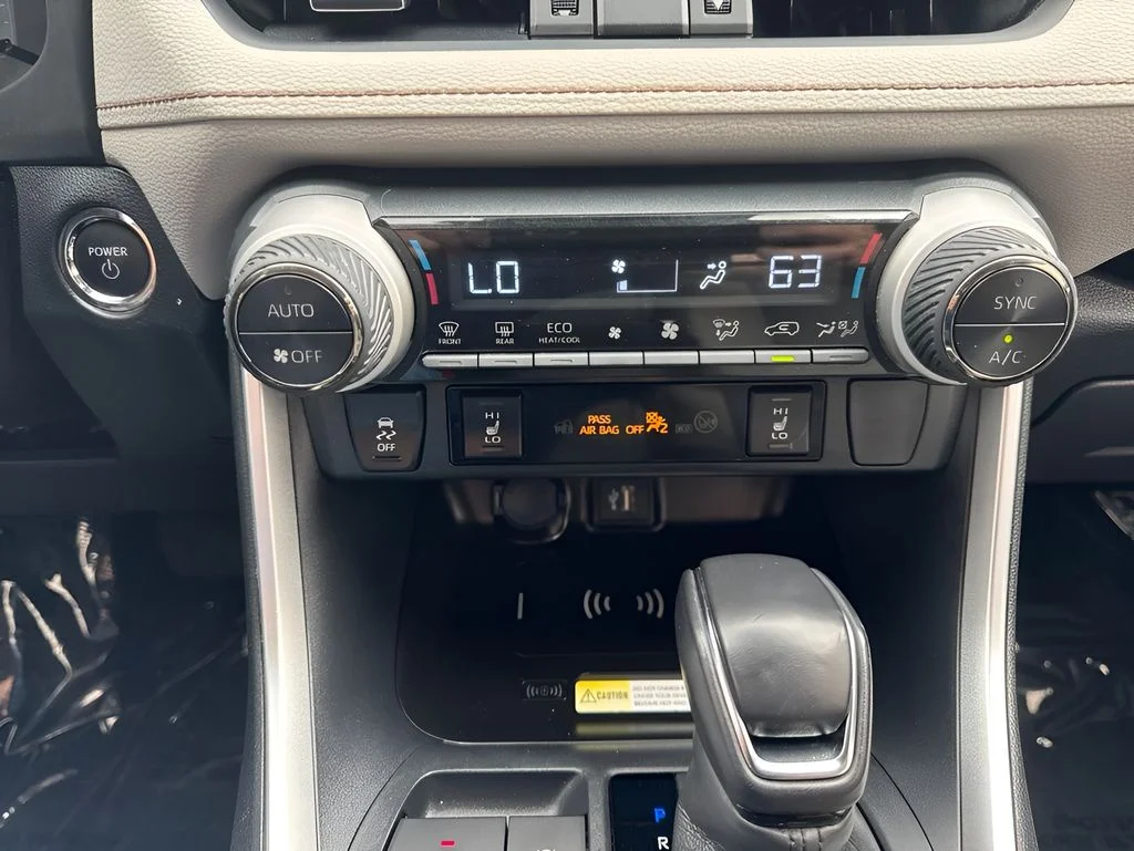 Used 2023 Beige Toyota XLE Premium image 19