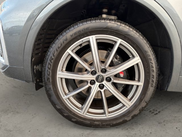 Used 2024 Gray Audi Premium Plus image 9