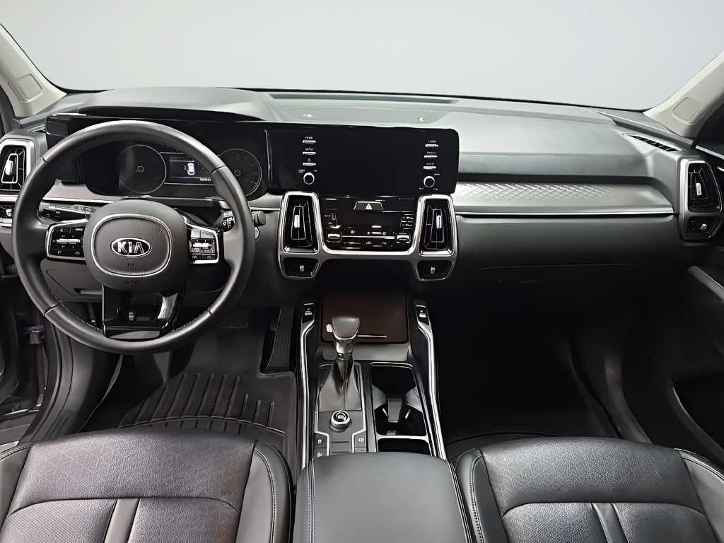 Used 2021 Gray Kia S image 29