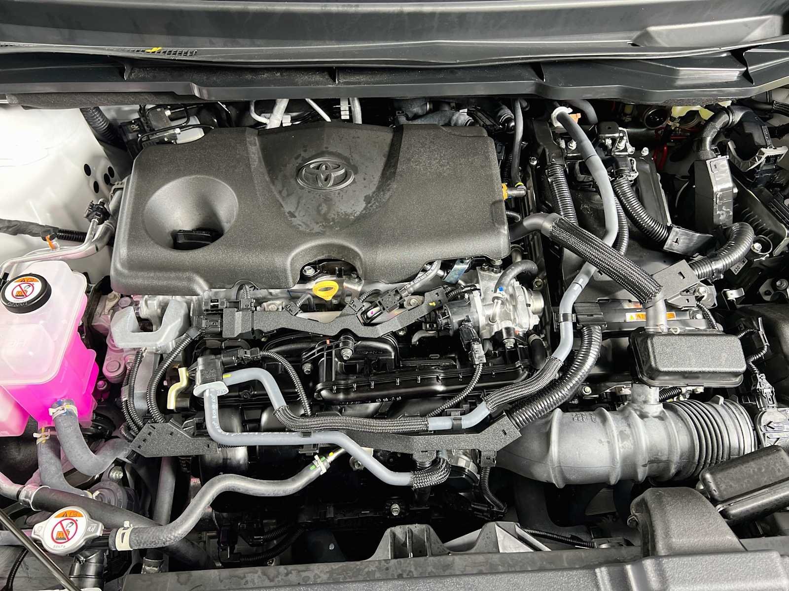Certified Used 2026 Wind Chill Pearl Toyota XLE image 30