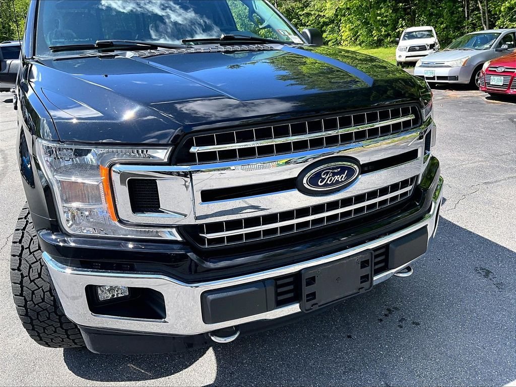 Used 2020 Black Metallic Ford XLT image 5