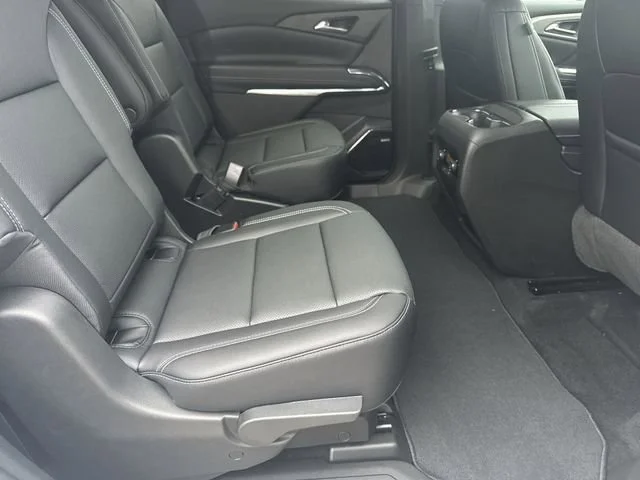 New 2026 Summit White Chevrolet LT image 29