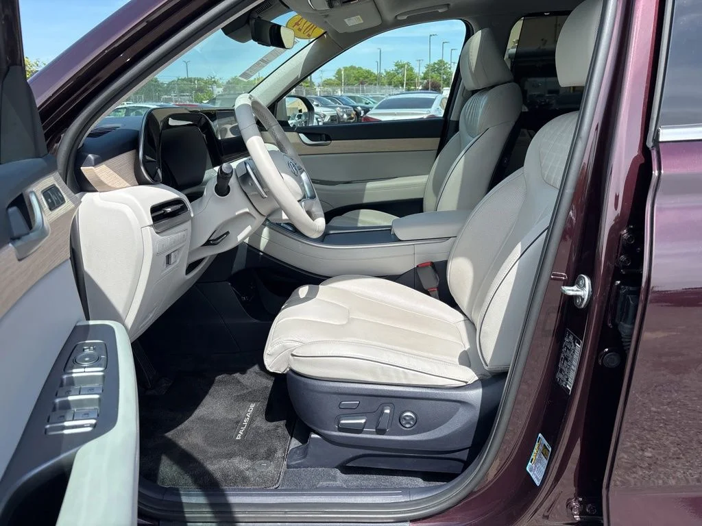Used 2024 Red Hyundai Limited image 10