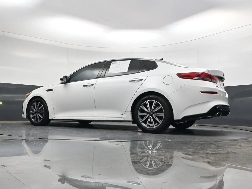 Used 2019 White Kia EX image 46