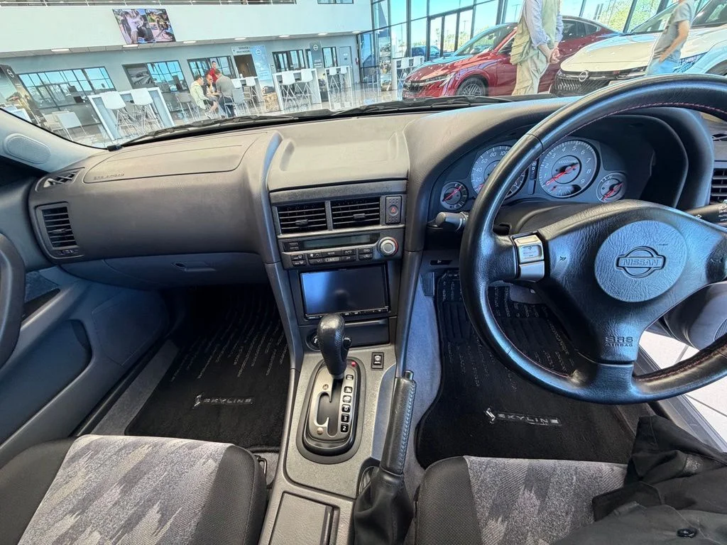 Used 1999 Sparkling Silver Metallic (KV2) Nissan GTX image 21