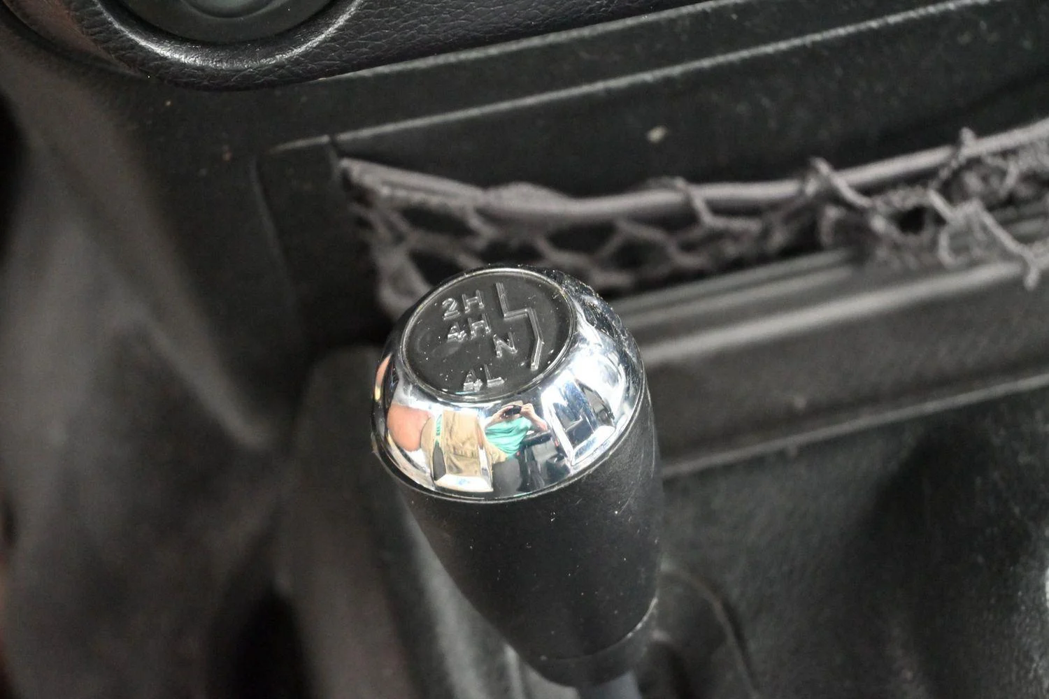 Used 2017 Bright White Clearcoat Jeep Sport image 21
