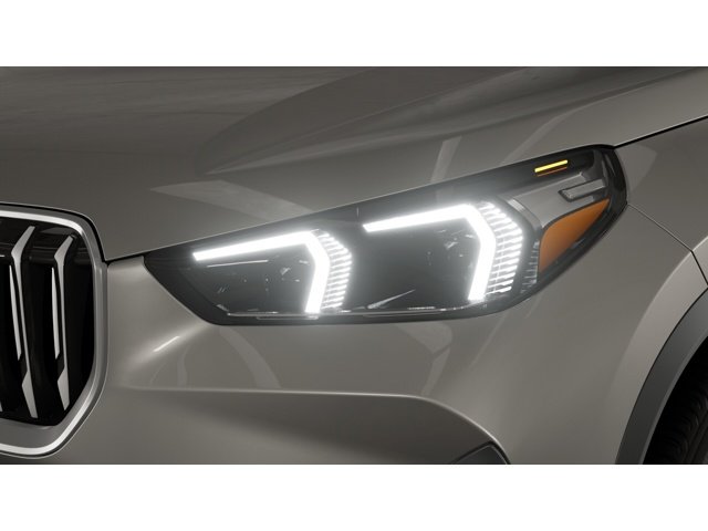 New 2026 Space Silver Metallic BMW xDrive28i image 6