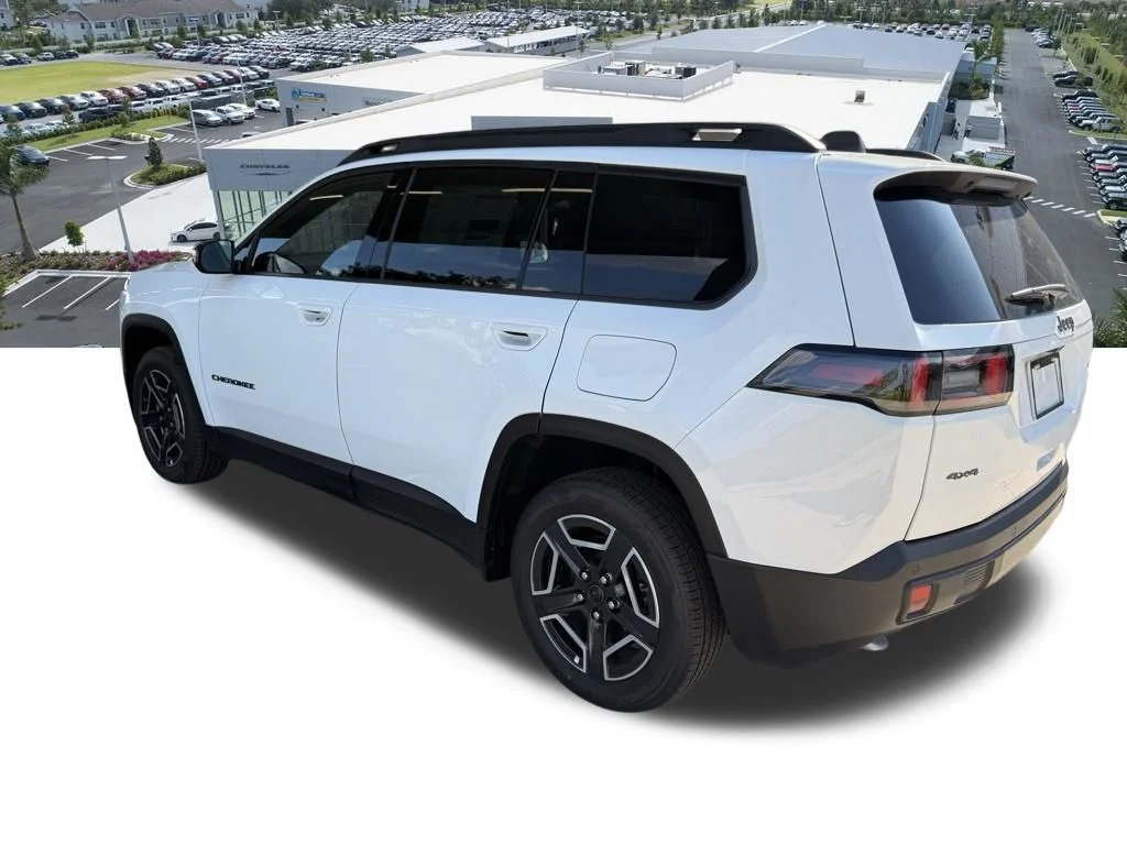 New 2026 Bright White Clear-Coat Exterior Paint Jeep Laredo image 6