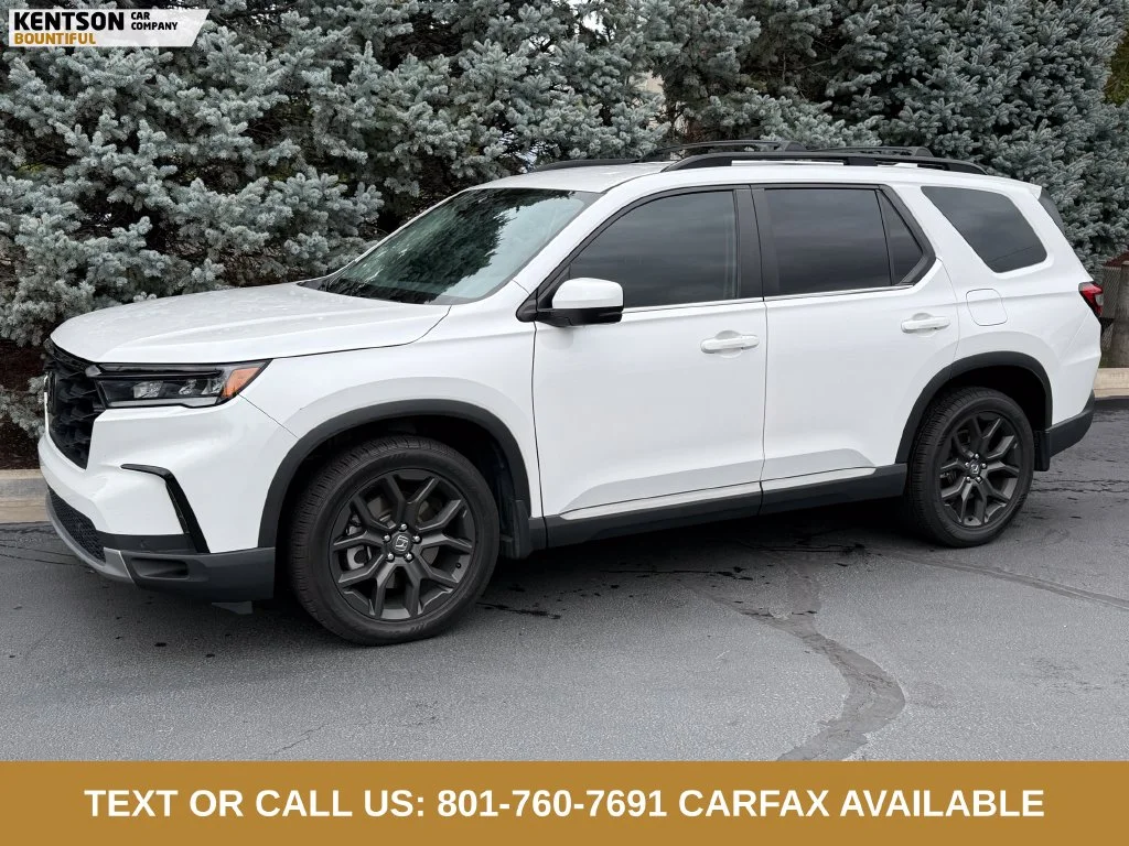 Used 2023 White Honda EX-L image 1