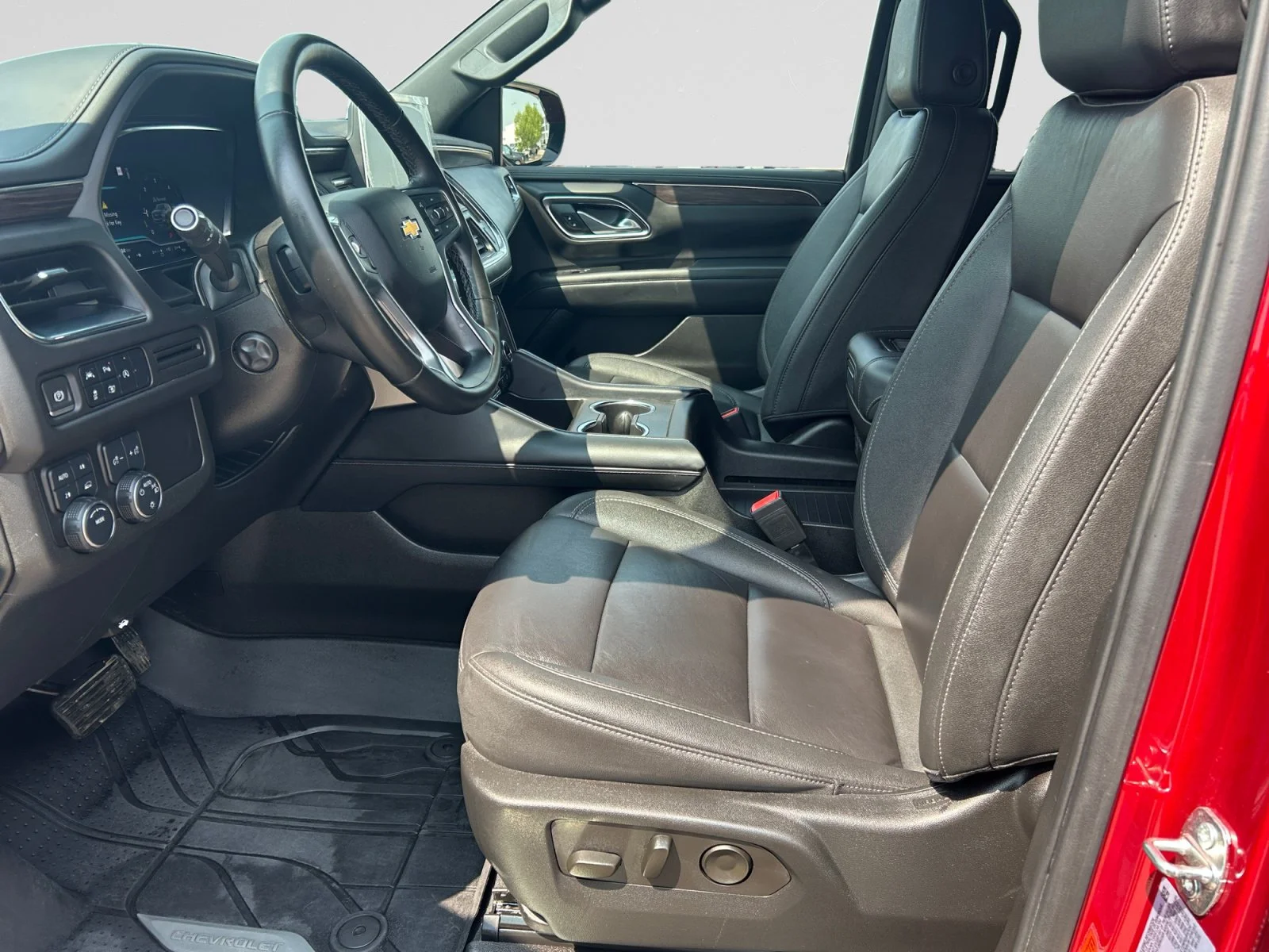 Used 2024 Red Chevrolet LT 4WD 3.0L Leather image 15