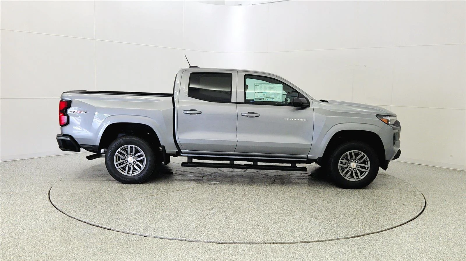 2026 Chevrolet Colorado LT - Photo 8