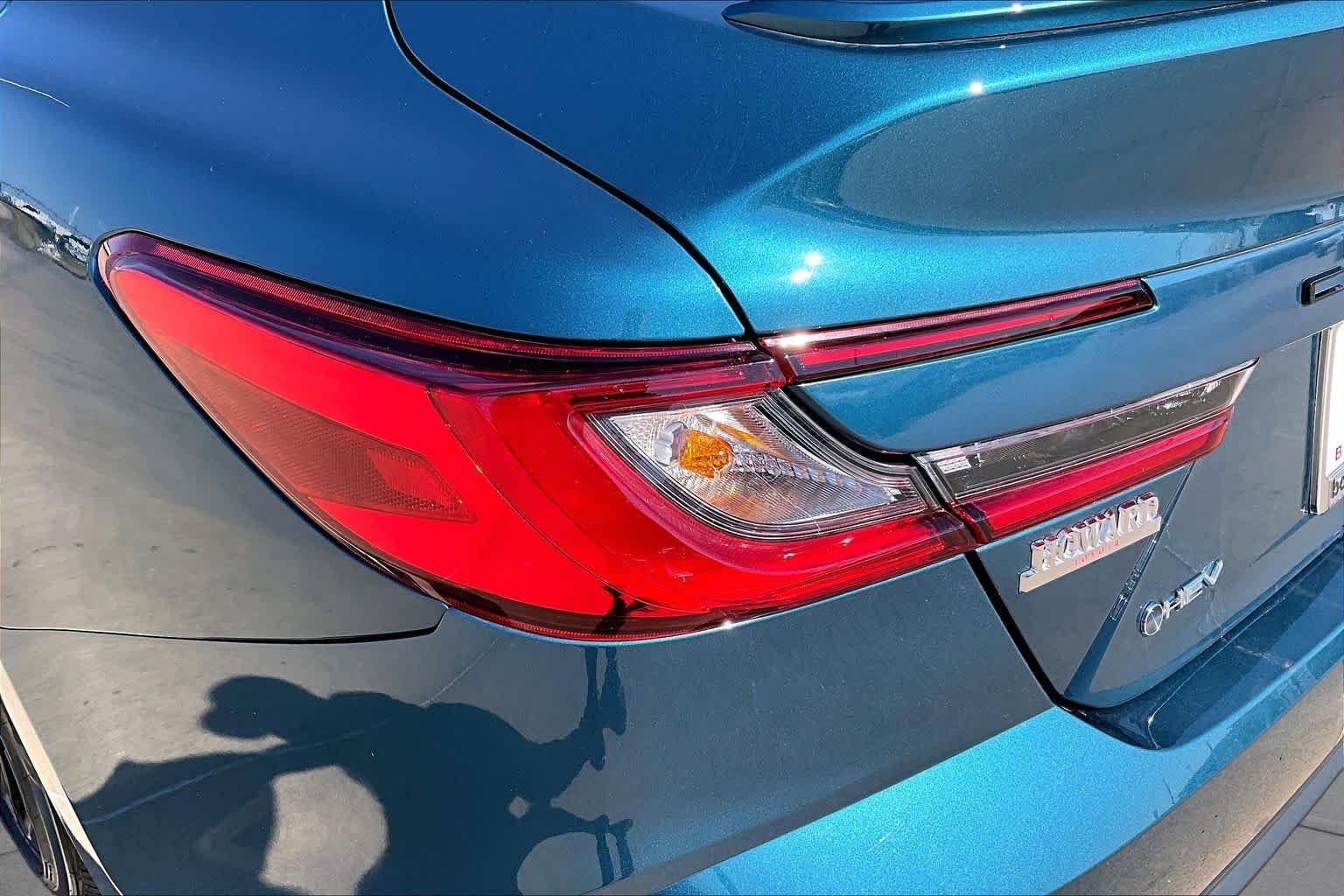 Used 2026 Ocean Gem Toyota SE image 28