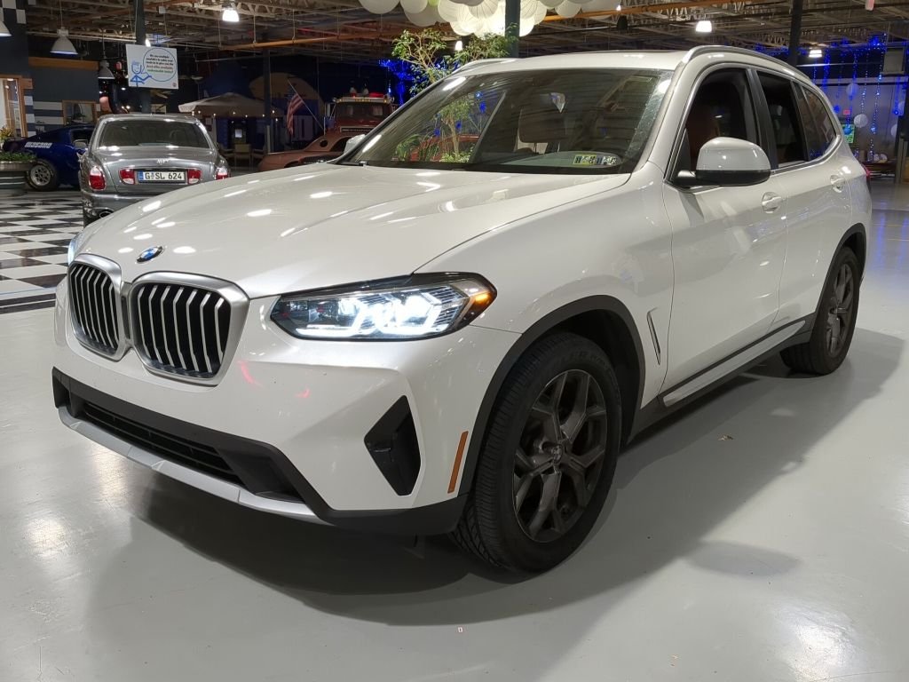 2022 BMW X3 xDrive30i's photo