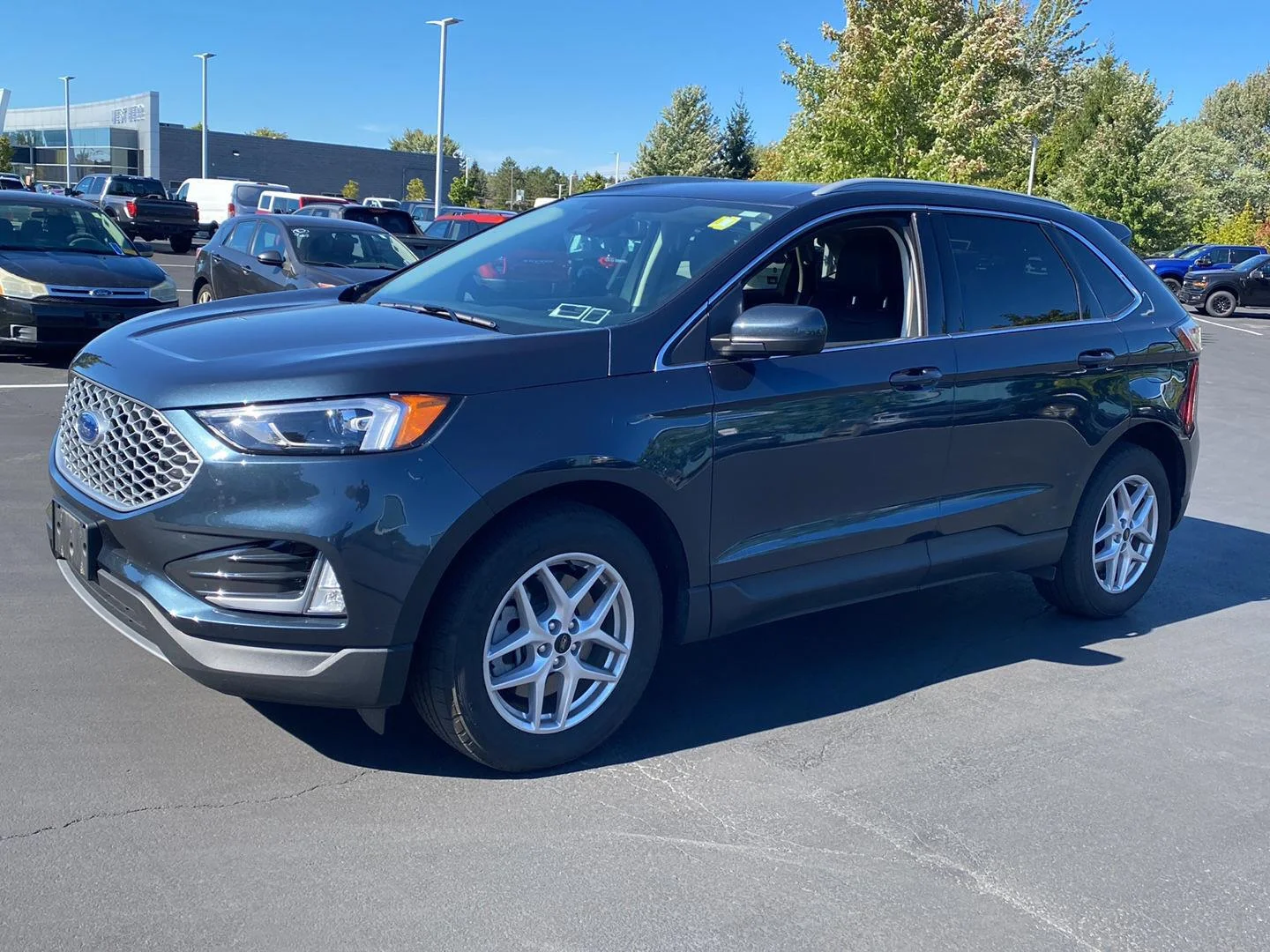 Used 2024 Stone Blue Ford SEL image 6