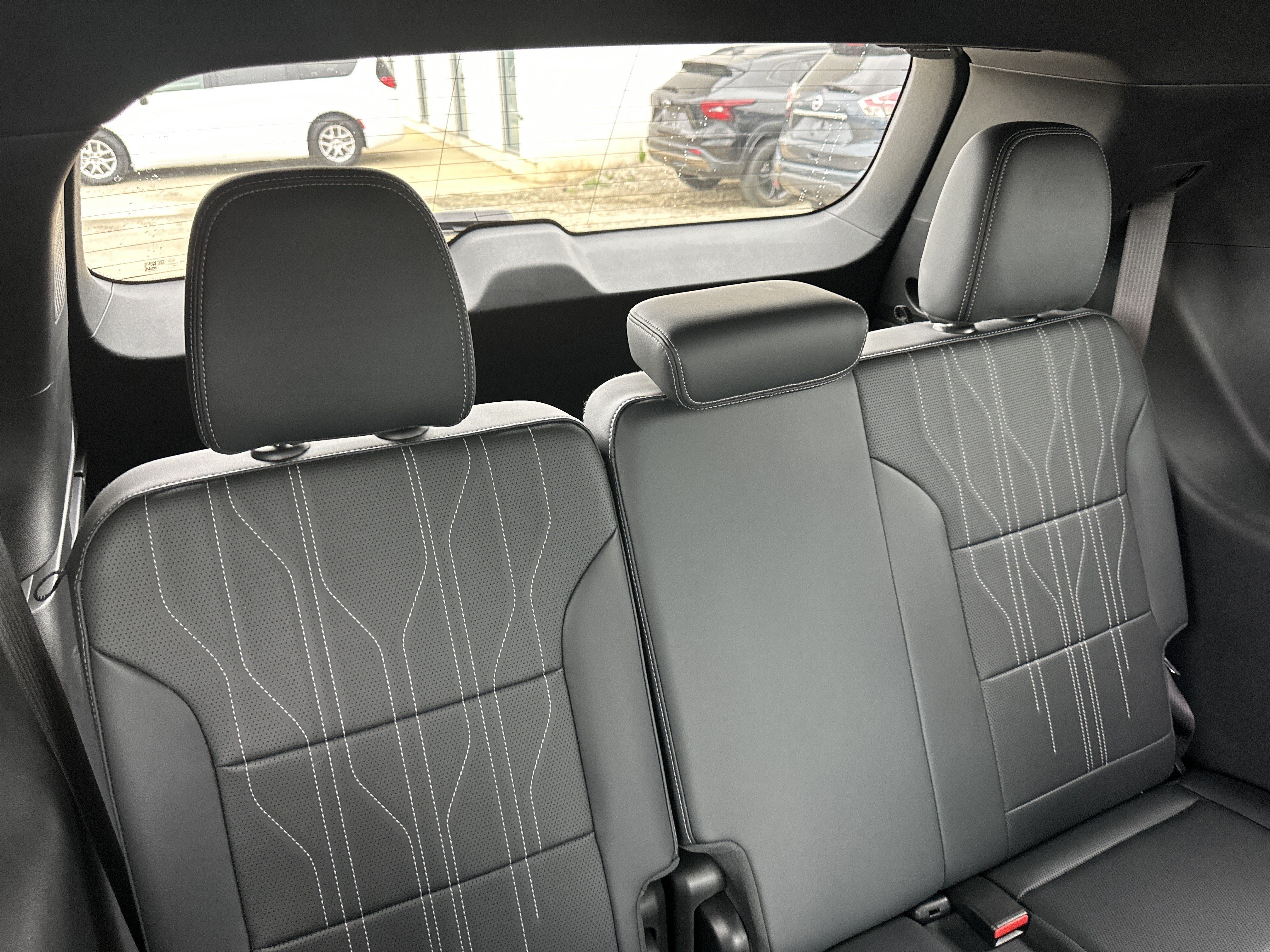 2025 Buick Enclave Avenir - Photo 17