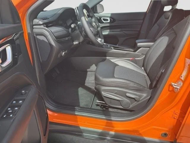 New 2026 Joose (DISC) Jeep Latitude image 14