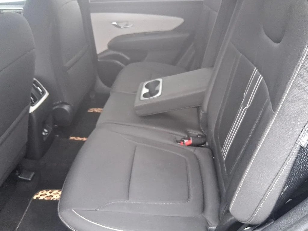 Used 2024 Silver Hyundai SEL image 13