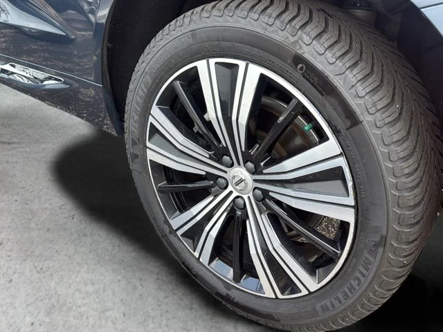 Certified Used 2022 Blue Volvo T8 Inscription image 26