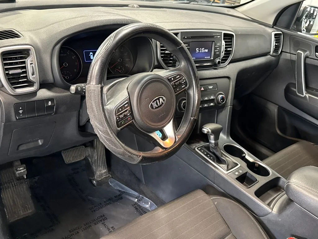 Used 2018 Silver Kia LX image 7