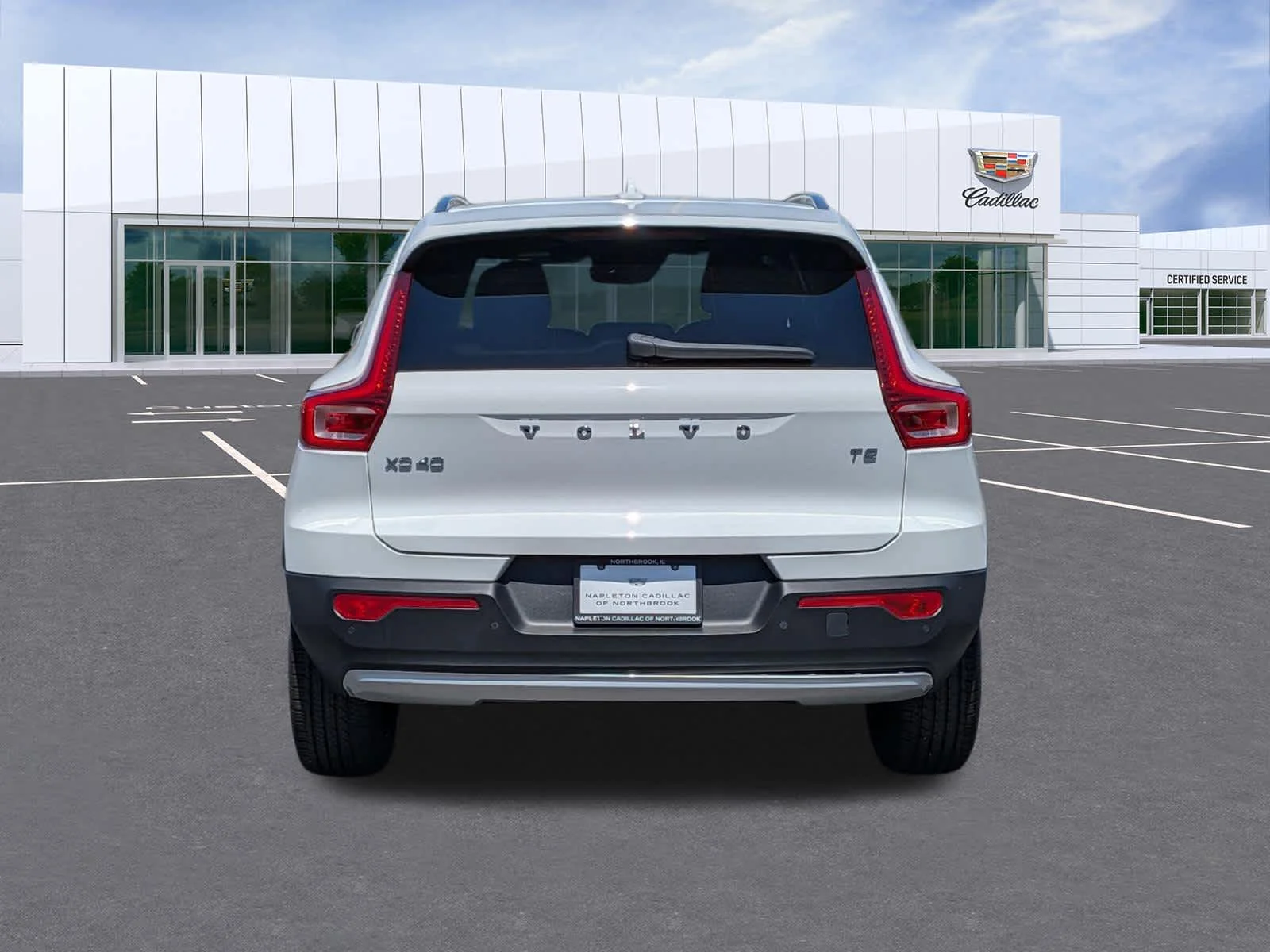 Used 2020 White Volvo Momentum image 6