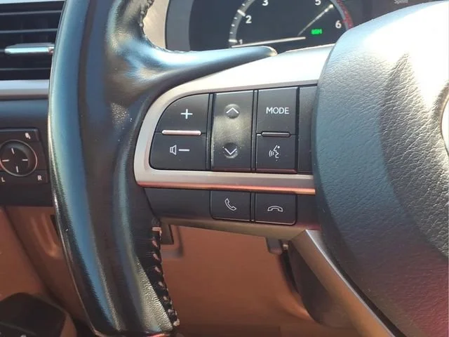 Used 2021 White Lexus Premium image 13