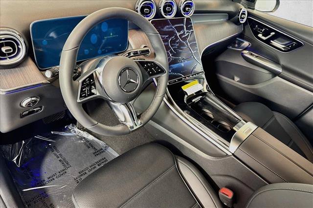New 2026 Black Mercedes-Benz GLC 300 image 39