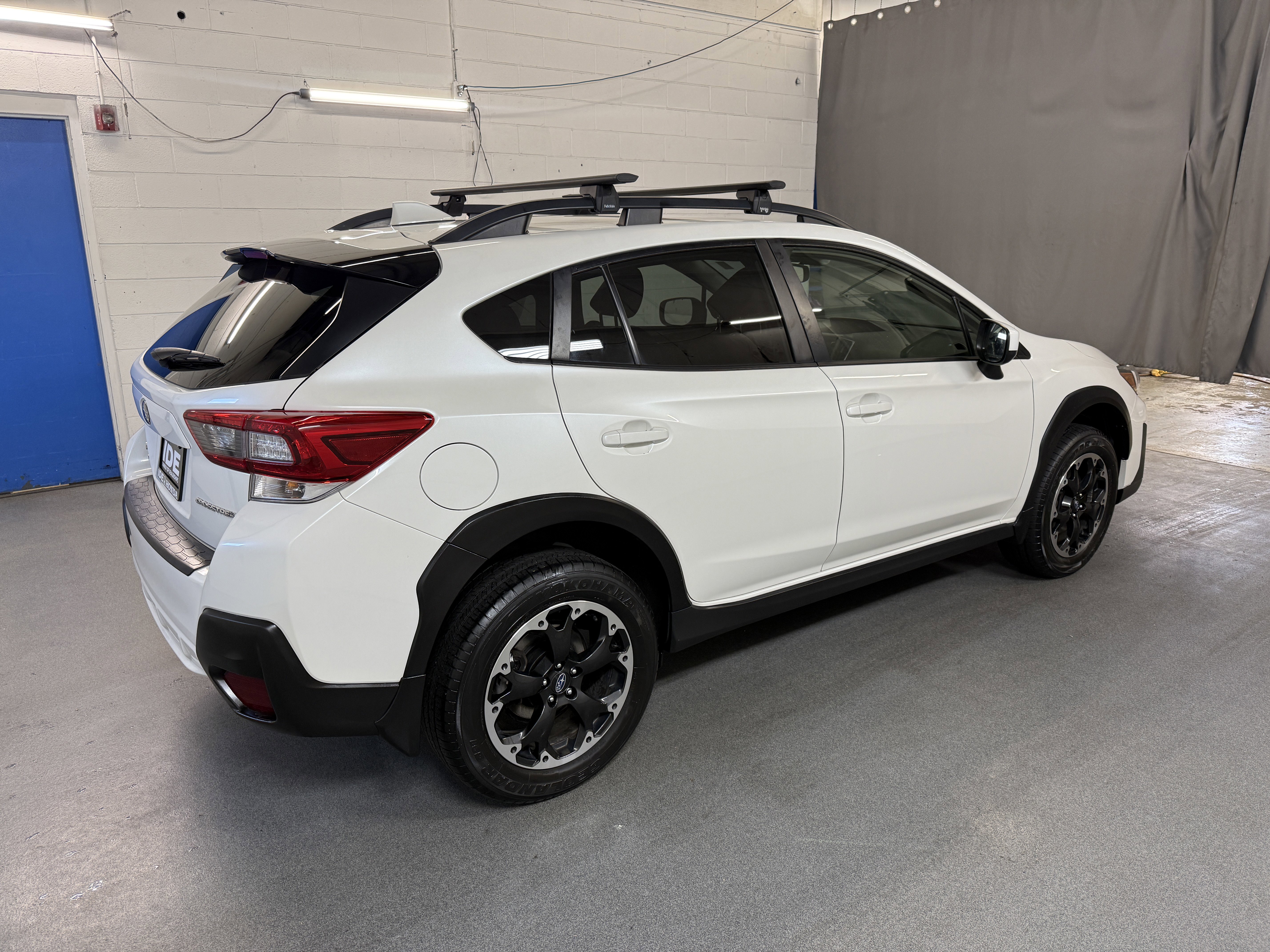 Used 2021 Crystal White Pearl Subaru Premium image 9