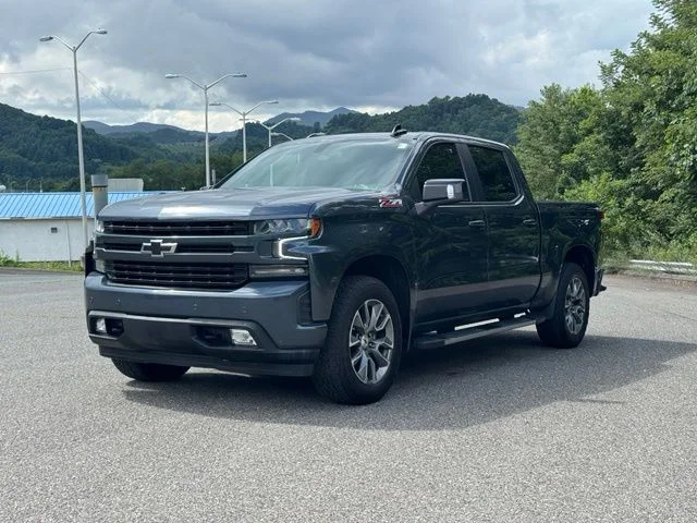 Certified Used 2021 Gray Chevrolet RST image 3