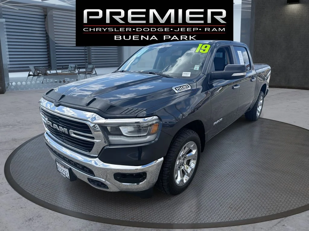 2019 RAM 1500 Big Horn/Lone Star Crew Cab 5'7's photo