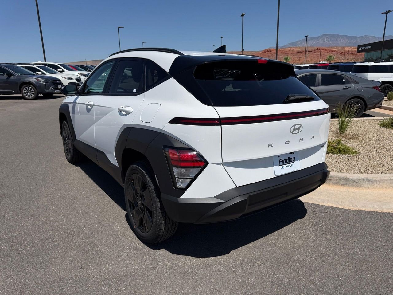 New 2027 White Hyundai SEL Sport image 9