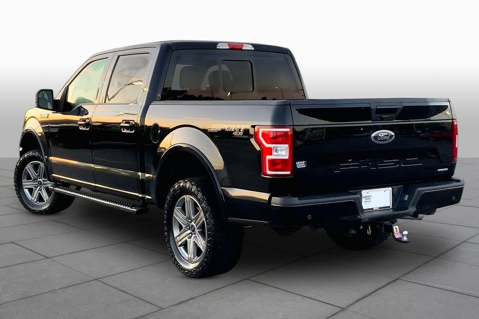 Used 2018 Shadow Black Ford XLT image 11