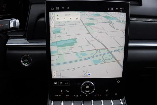 Used 2026 White GMC Elevation image 23