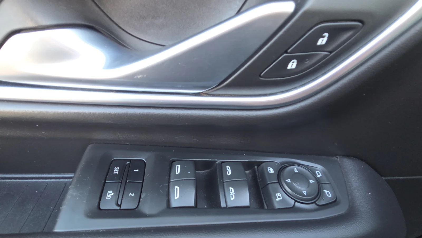 Used 2021 Black GMC AT4 image 33