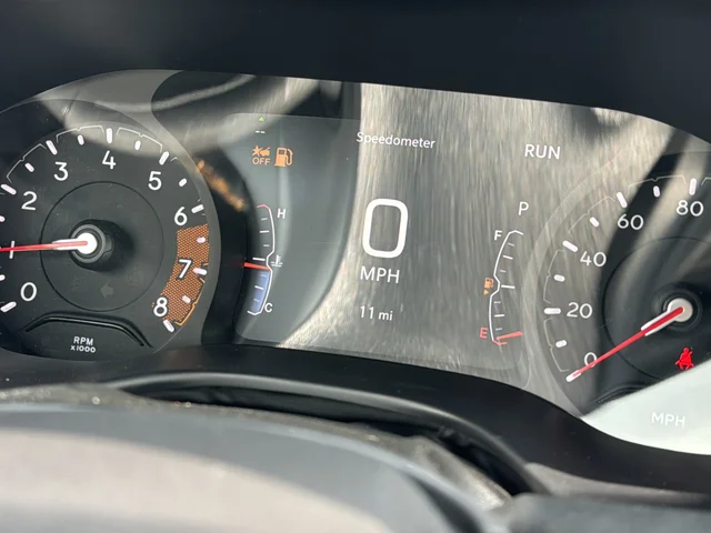 2026 Jeep Compass 85th Anniversary - Photo 12