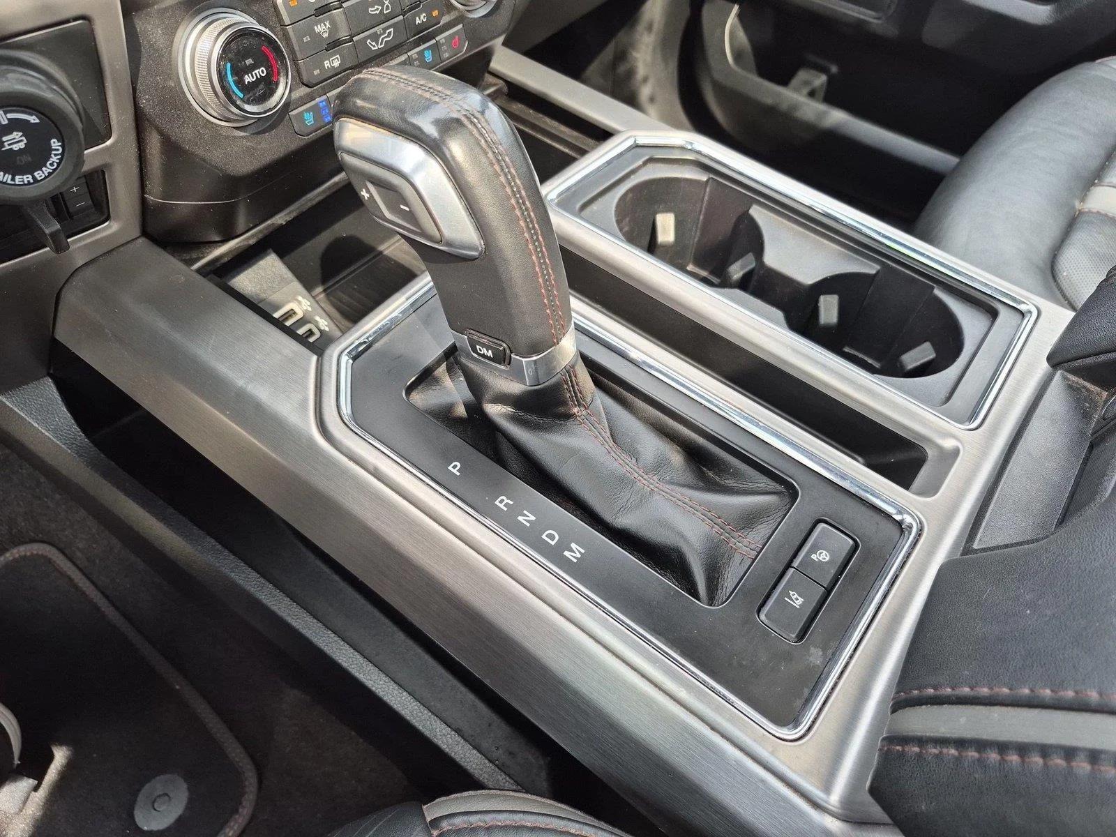 Used 2020 Magnetic Metallic Ford Platinum image 29