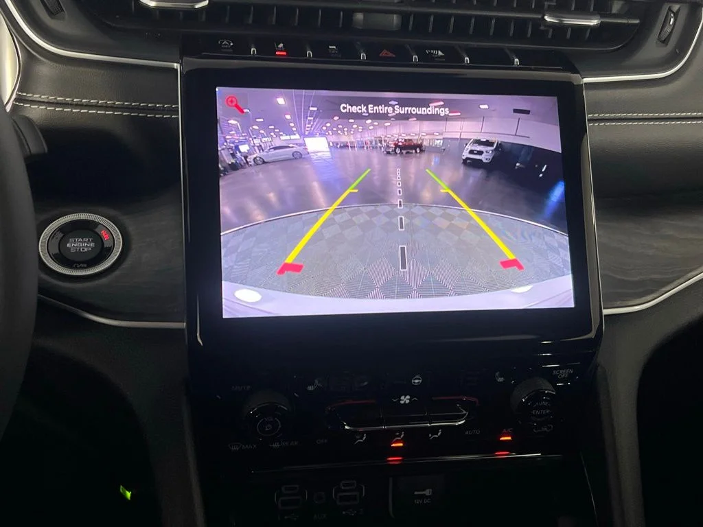 2023 Jeep Grand Cherokee Limited - Photo 19