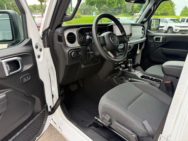 New 2026 Bright White Clear-Coat Exterior Paint Jeep Sport image 13