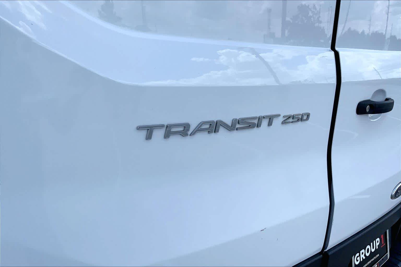 Used 2024 Oxford White Ford  image 29