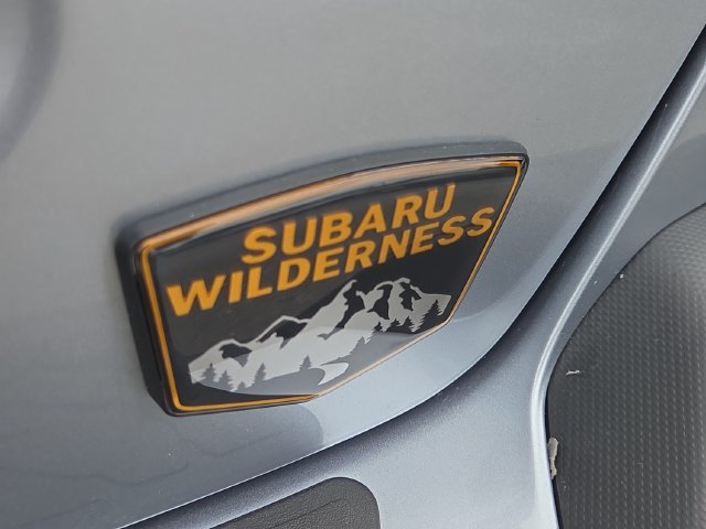 Used 2024 Ice Silver Metallic Subaru Wilderness image 5