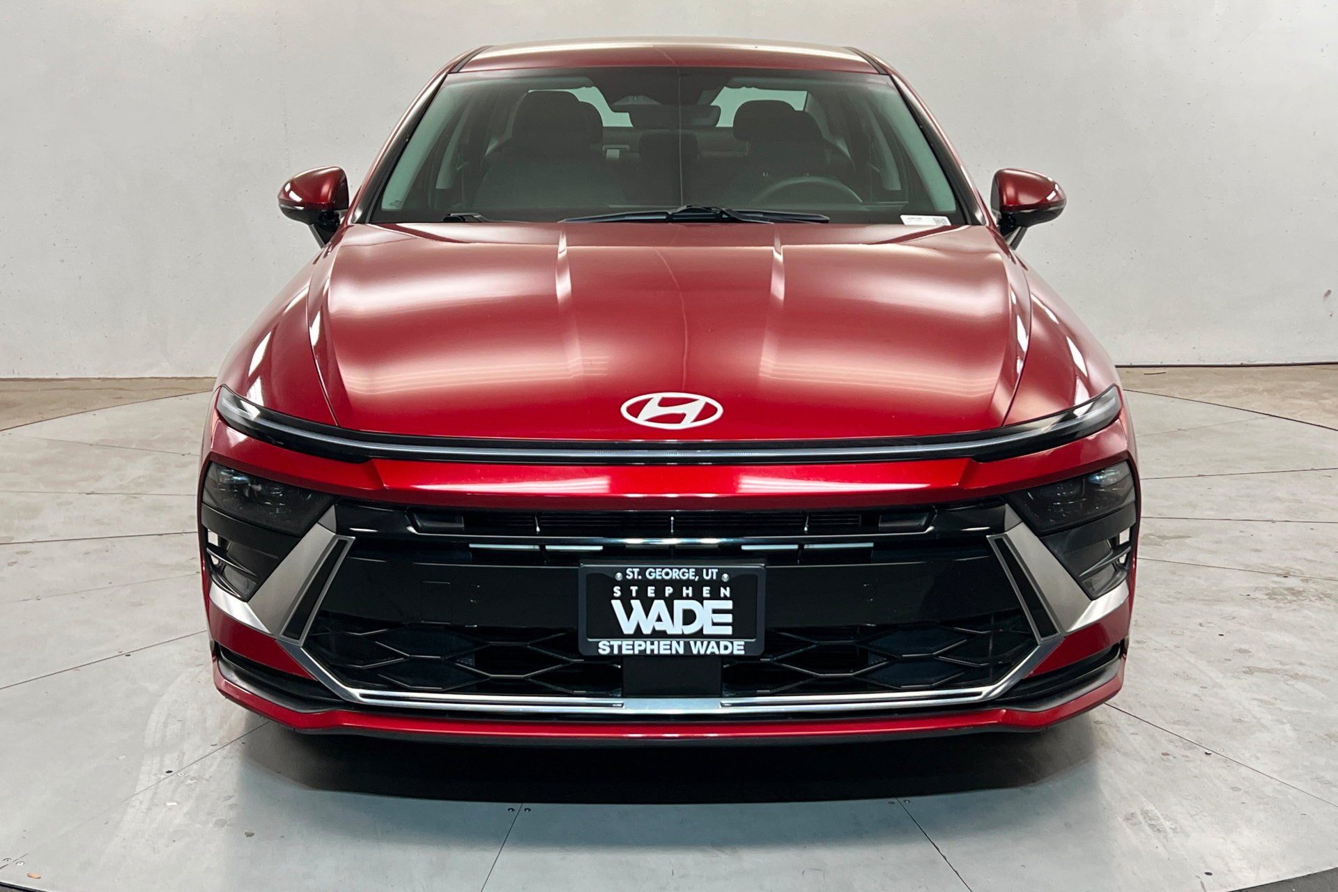 Used 2024 Ultimate red Hyundai SEL image 9