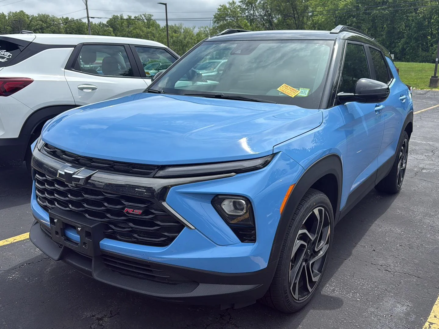Used 2024 Fountain Blue Chevrolet RS image 2