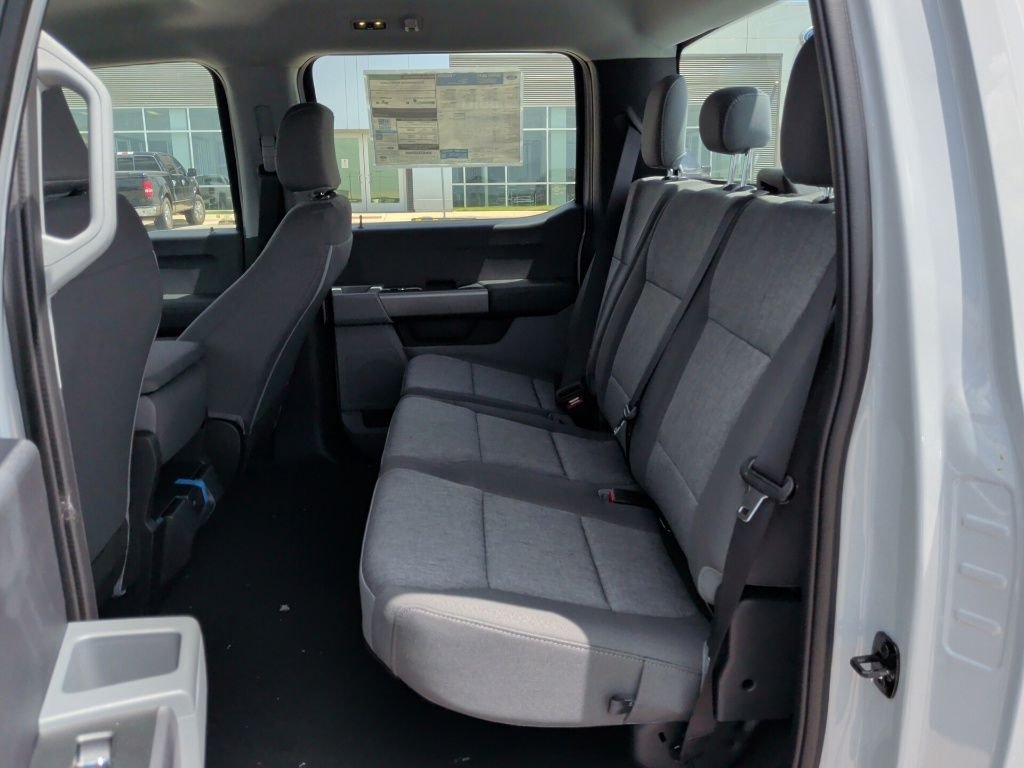 New 2026 Avalanche Ford F-250® XL image 32