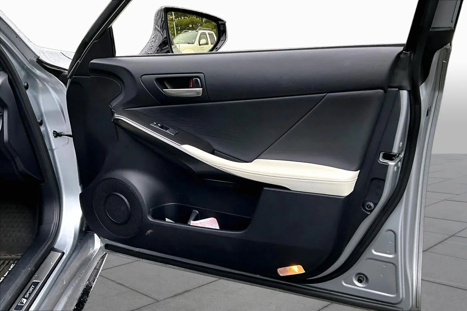 Certified Used 2024 Iridium Lexus F SPORT image 23
