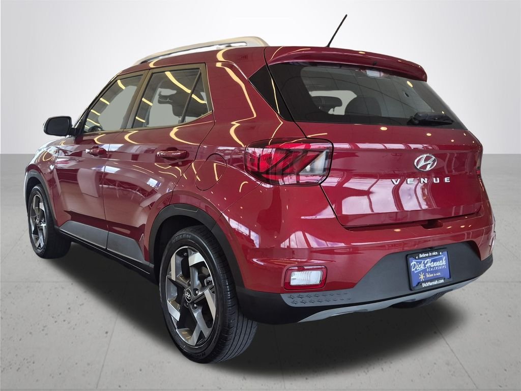 Used 2025 Red Hyundai SEL image 8