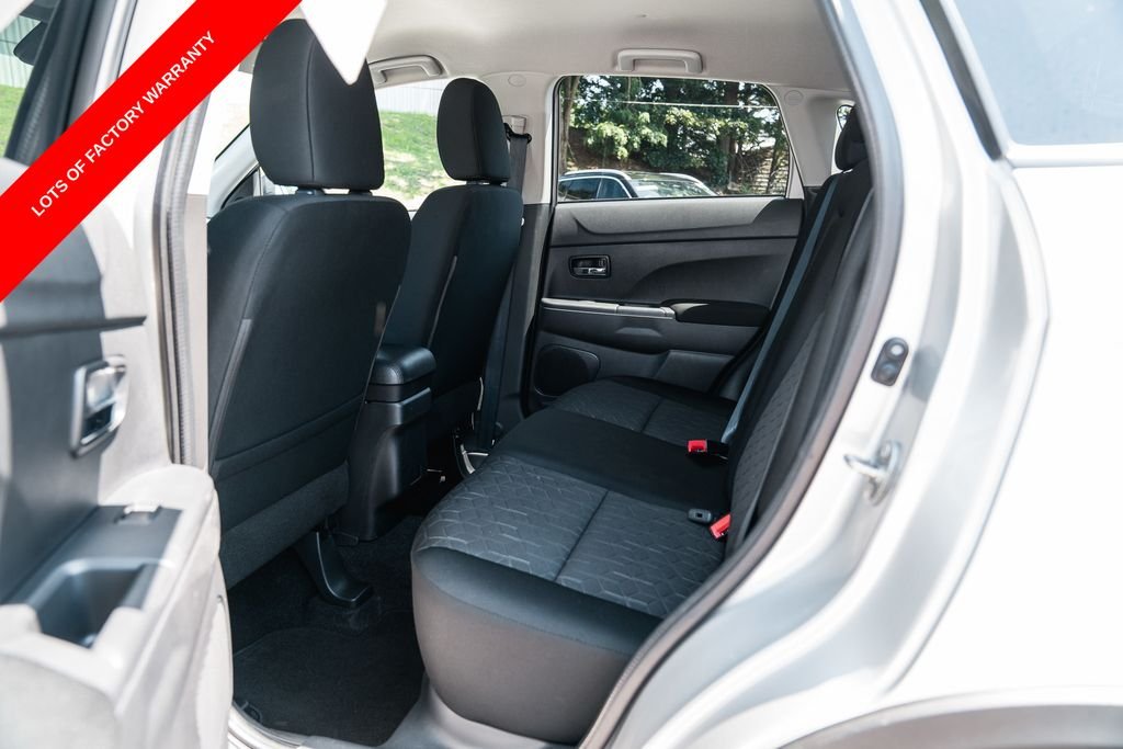 Used 2025 Alloy Silver Metallic Mitsubishi 2.0 ES image 24