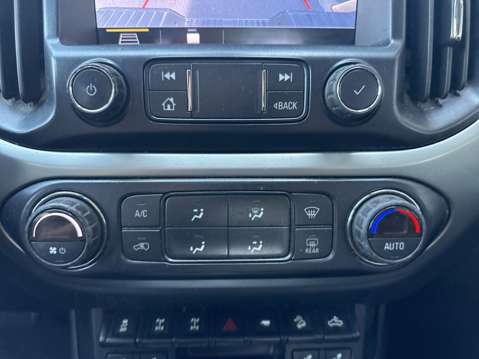 Used 2022 Black Chevrolet ZR2 image 25