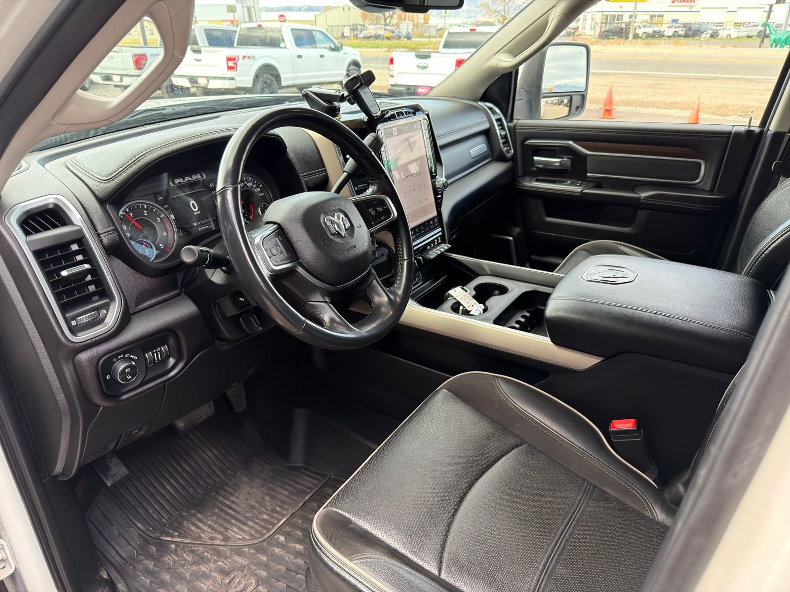 2023 RAM Ram 3500 Pickup Laramie - Photo 18