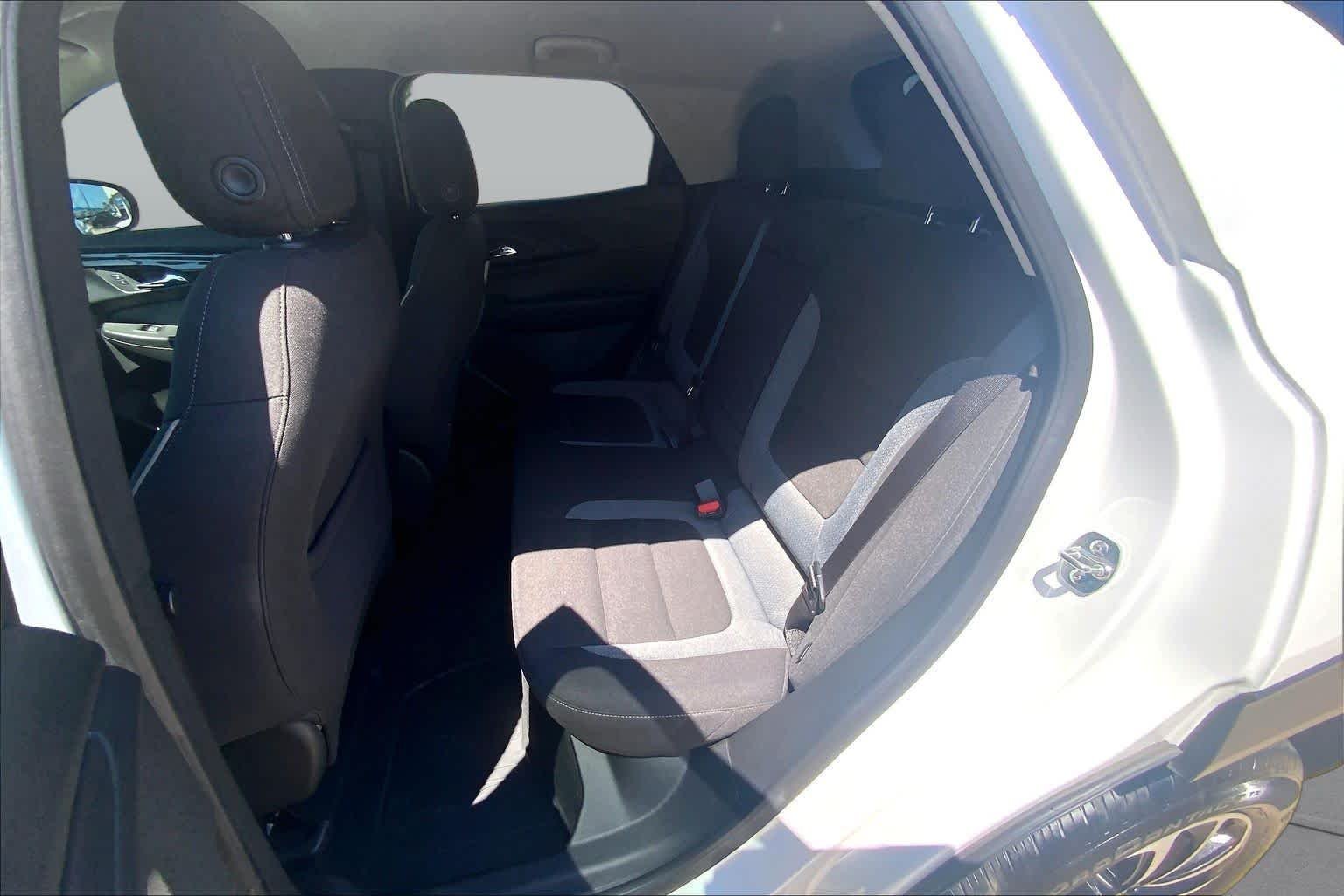 Used 2026 Summit White Chevrolet LT image 21
