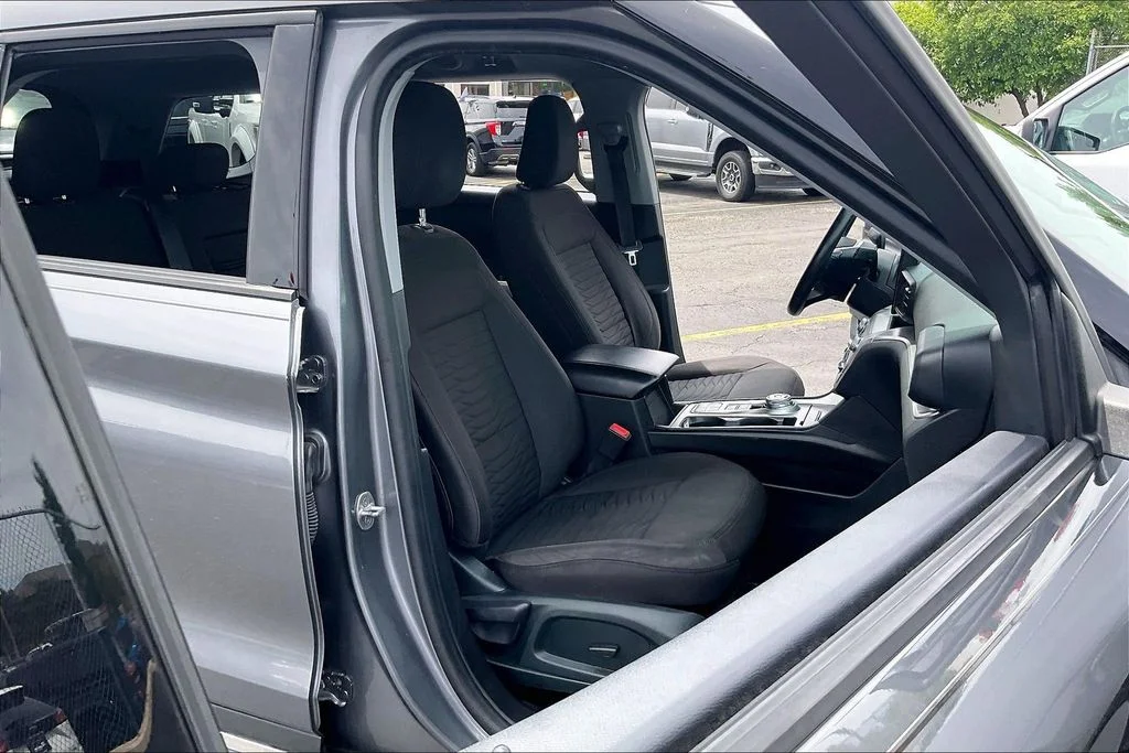 Used 2021 Gray Ford XLT image 6