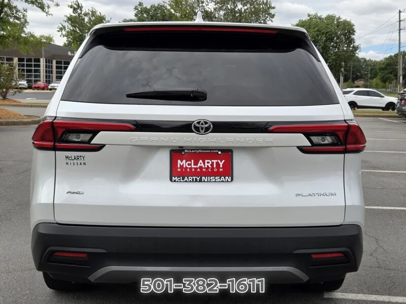 Used 2024 Pearl TOYOTA PLATINUM AWD image 6